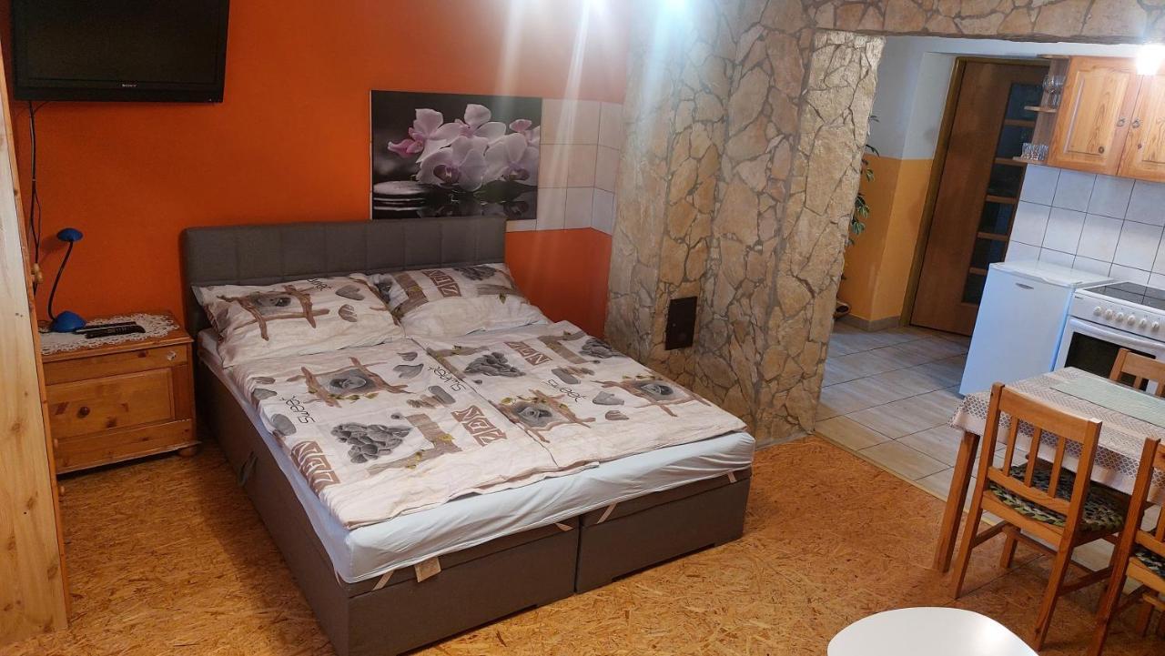 Privat 498 Hotel Lucky Exterior photo